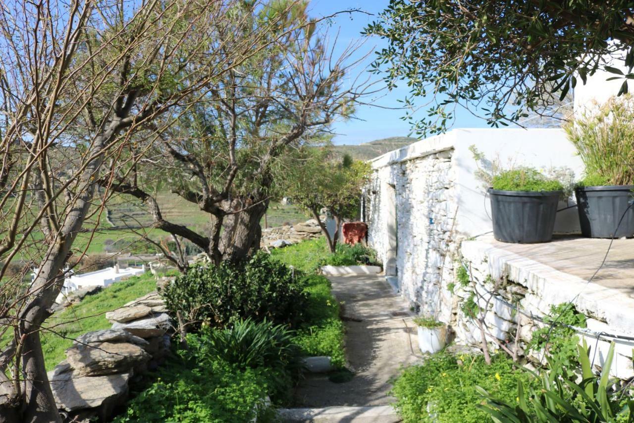 Villa Avgoustis' Stone House Otziás Exterior foto